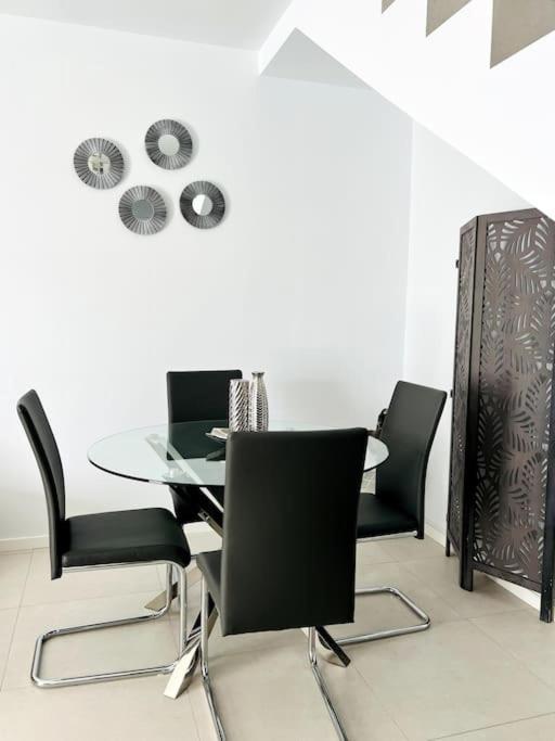 Lovely Sanmar, Heated Pool Villa